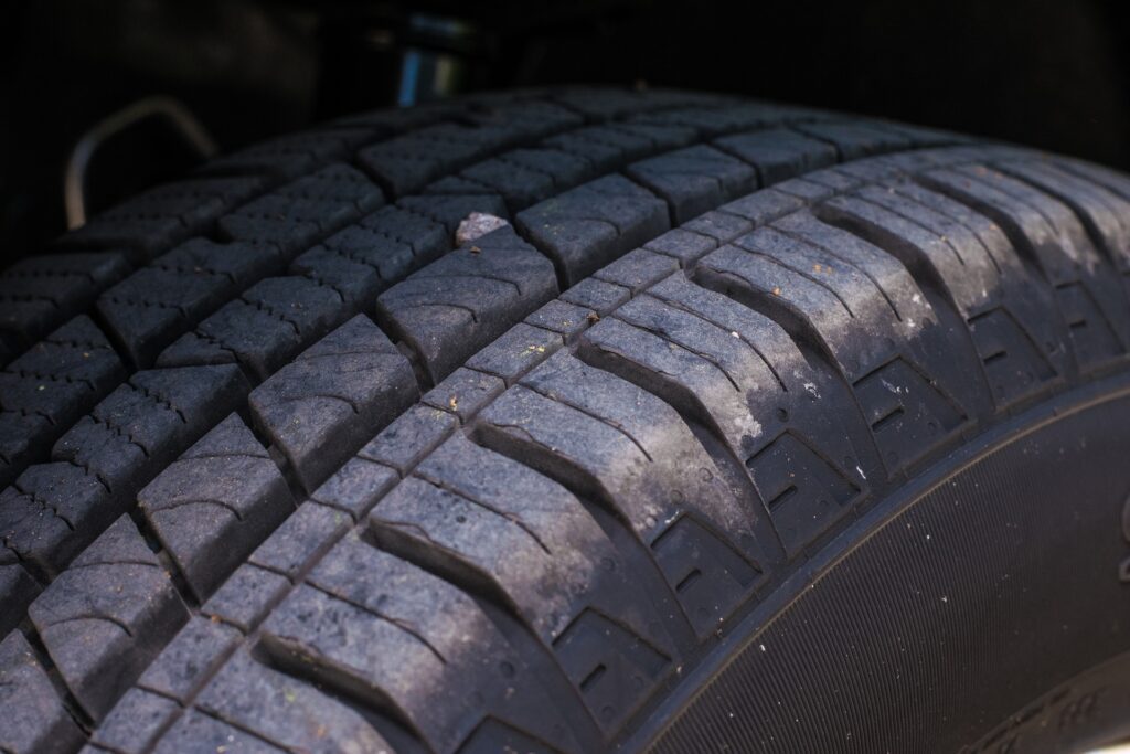 new-auto-tires-2